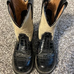 Women’s Fat Baby Ariat Boots